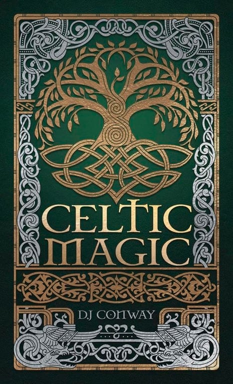 Book: Celtic Magic (Llewellyn's World Magic Series)