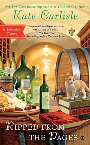 Book: Ripped From the Pages (A Bibliophile Mystery, Book 9)