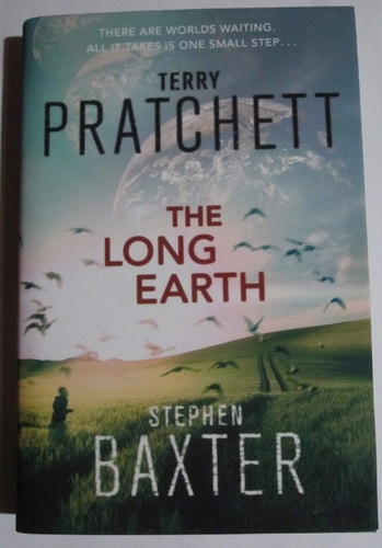 Book: The Long Earth (Long Earth, 1)