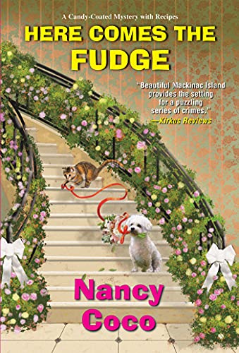 Book: Here Comes the Fudge (A Candy-coated Mystery)