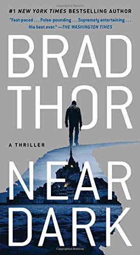 Book: Near Dark: A Thriller (19) (The Scot Harvath Series)