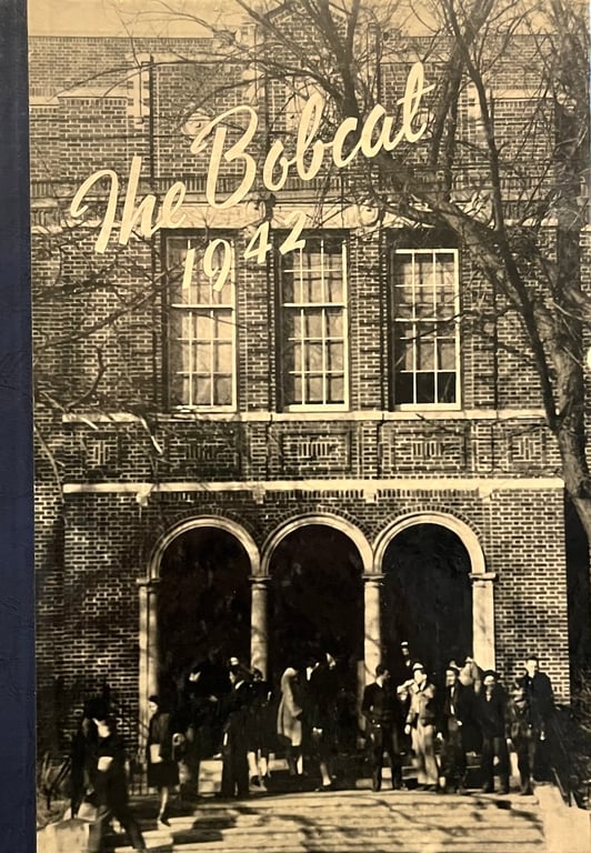 Book: The Bobcat 1942 (Brookings, SD High School Yearbook, 1942)